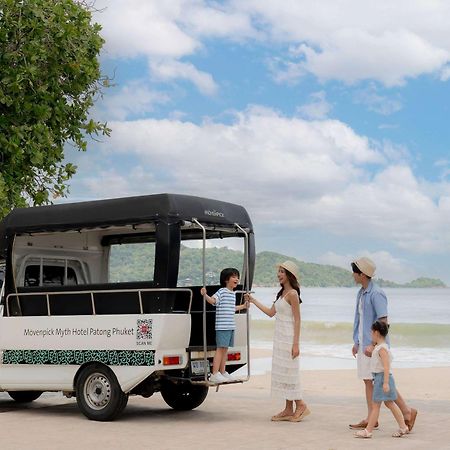 Moevenpick Myth Hotel Patong Phuket Exterior foto Family at the beach